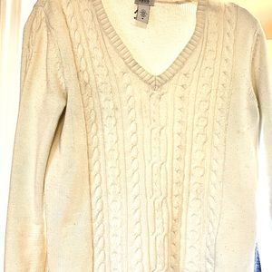 Ivory Sweater SIZE M Izod